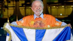 ACADEMICOS DE NITEROI HOMENAGEIA LULA HOJÊ NO RIO DE JANEIRO NA SAPUCAI