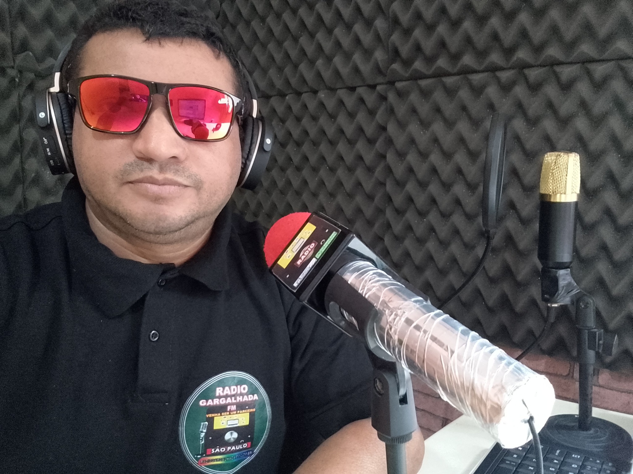 OUÇA EM QUALQUER LUGAR DO MUNDO CLICK AQUI