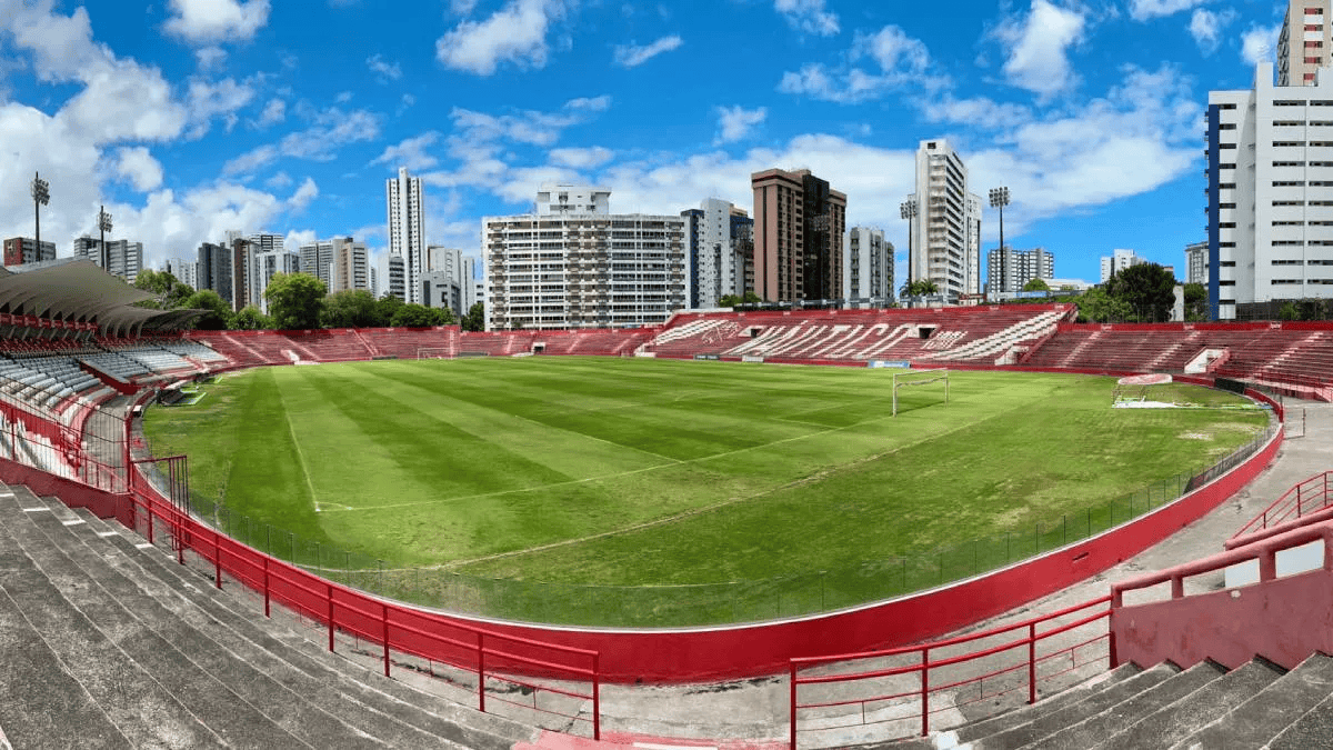 ESTADIO DOS  AFLITOS EM RECIFE PODE IR  A  LEILÃO POR DIVIDAS  FISCAIS
